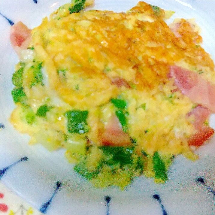 残ったブロッコリーで簡単オムレツ♪
